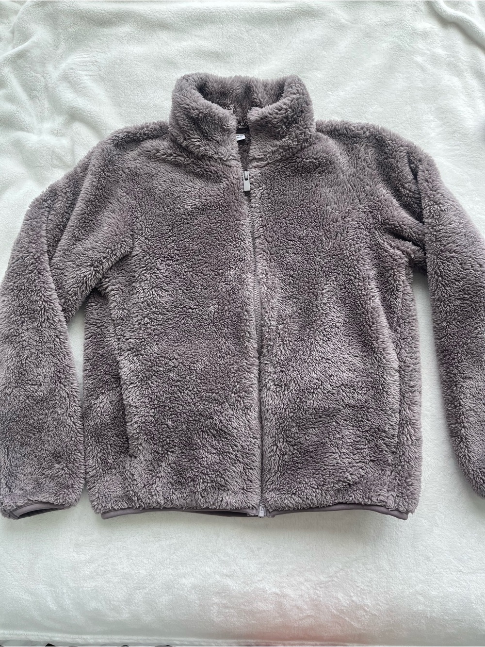 Uniqlo Plush Sherpa Zip-Up Jacket in Taupe Gray